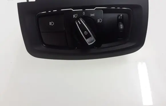 BMW X5 F15 Light switch 9311721