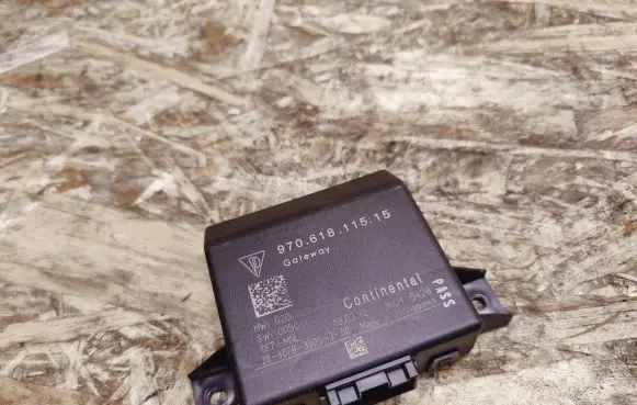 Porsche Panamera (970) Gateway control module 97061811515