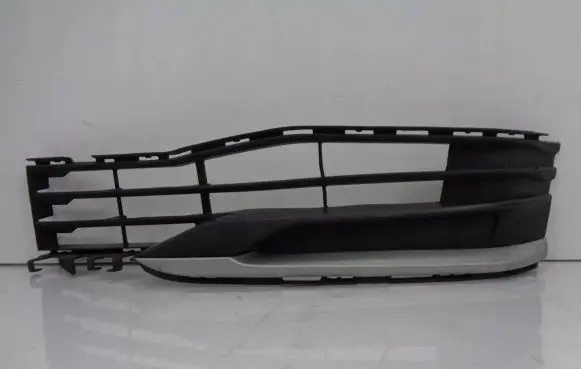 BMW 5 G30 G31 Front bumper lower grill 51117385262