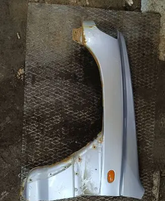 Mitsubishi Pajero Fender