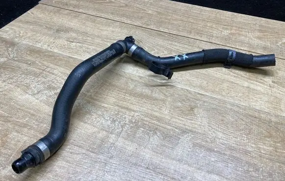 Mercedes-Benz C W205 Engine coolant pipe/hose A2575012100 18566687 T155055