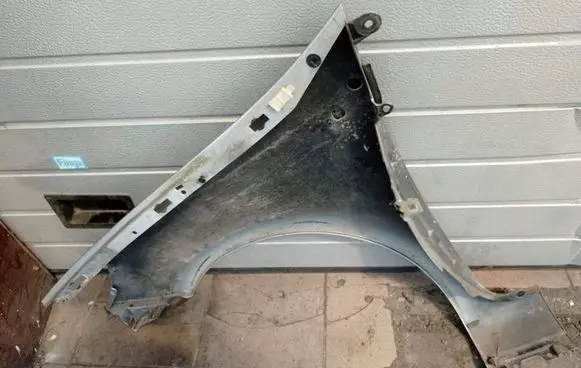 Renault Clio III Fender