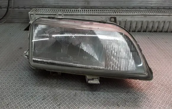 Volkswagen Sharan Headlight/headlamp 7M1941016D