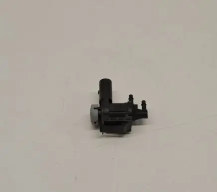 Audi Q7 4M Turbo solenoid valve 1K0906283A