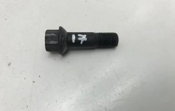 Mercedes-Benz EQC Nuts/bolts 