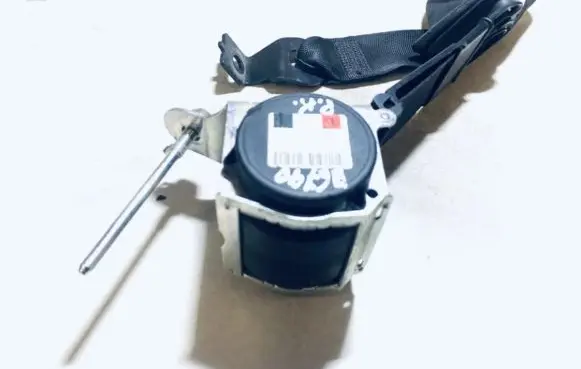 Opel Astra H Front seatbelt 560834901