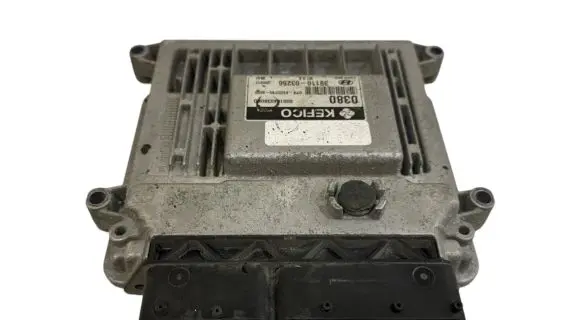 Hyundai i20 (PB PBT) Engine control unit/module 3911003256 9001040380KD