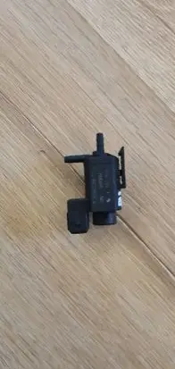 BMW 7 E65 E66 Turbo solenoid valve 1742712