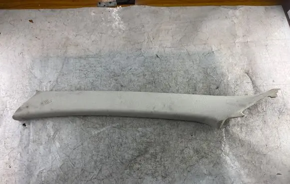 Toyota Corolla E120 E130 (C) pillar trim 6221212350