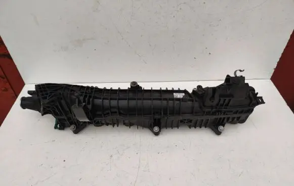 BMW X5 F15 Intake manifold 7811909 1901140226 4203