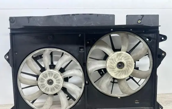 Toyota Avensis T270 Fan set MF222710255