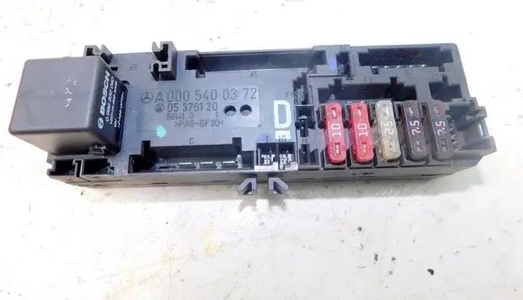 Mercedes-Benz E W210 Fuse 0005400372 190885