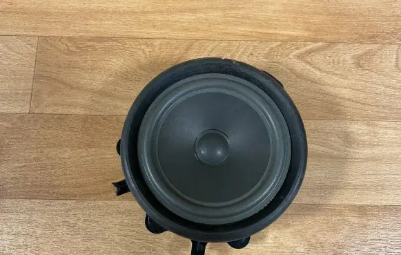 Audi A4 S4 B7 8E 8H Front door speaker 8E0035411 4485126 4910410300