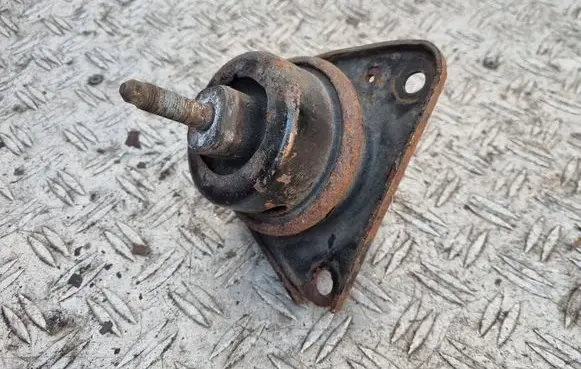 KIA Ceed Gearbox mount 218121H300