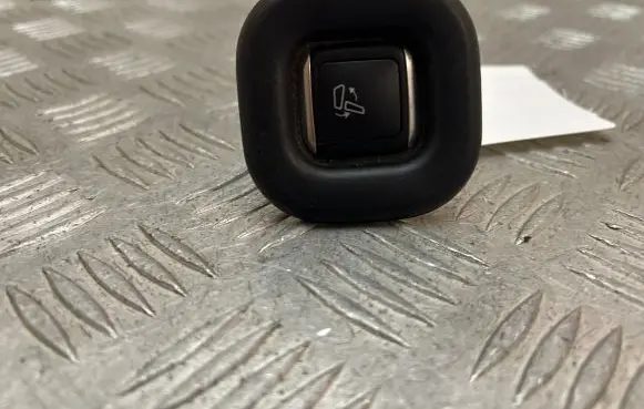 Mercedes-Benz GL X166 Seat control switch A1669050151