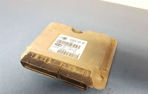 Volkswagen Golf IV Engine control unit/module 036906034AM 6160051809 22A35463A