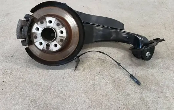 Mini One - Cooper F56 F55 Stub axle 6851575 33326851575