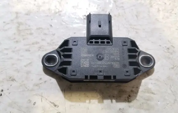 Chevrolet Volt I Other control units/modules 13578324 0265005890