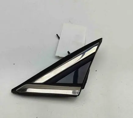 Ford Mondeo MK V Front triangle window/glass DS73F16003