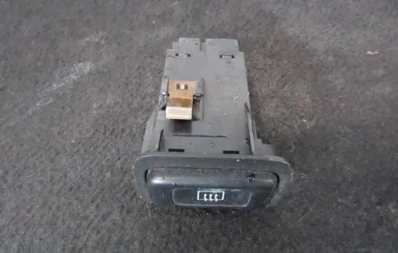 Honda Civic Windscreen/window heater switch st3a50366