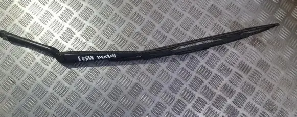 Toyota Avensis T220 Front wiper blade arm 8522105051 85221-05051