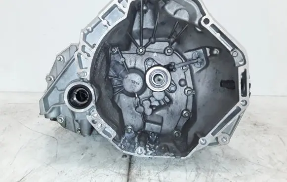 Renault Twingo III Manual 6 speed gearbox JE3001