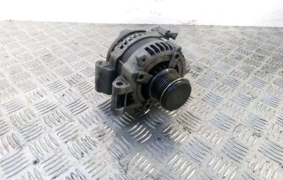 Toyota Corolla Verso AR10 Generator/alternator 270600G011