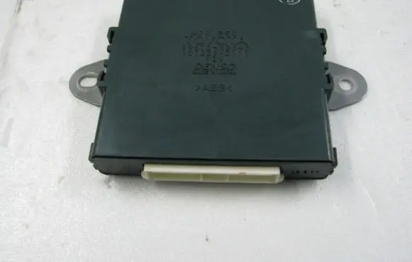 Lexus IS 220D-250-350 Other control units/modules 8967053040