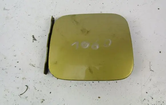 Nissan Micra Fuel tank cap trim