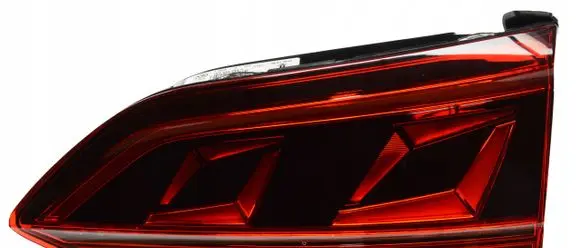 Volkswagen Touareg III Tailgate rear/tail lights 760945308A