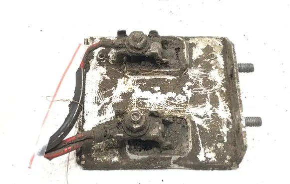 Volkswagen PASSAT B5 Fan control module 