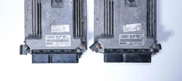 Audi A8 S8 D3 4E Engine control unit/module 4E0907409B
