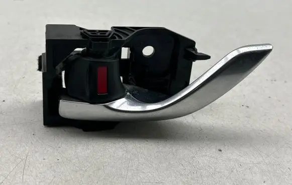 Mazda 6 Front door interior handle T8315 KD53