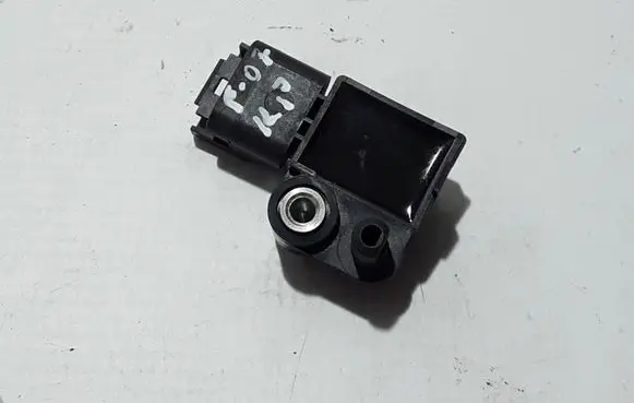 Sensor