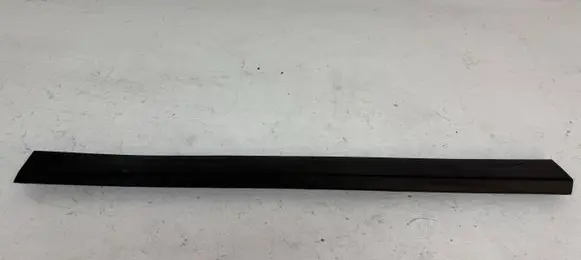BMW X1 F48 F49 Front door trim (molding) 7352092 51137352092