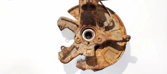 Volkswagen Golf V Front wheel hub
