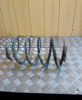 Seat Alhambra (Mk1) Front coil spring
