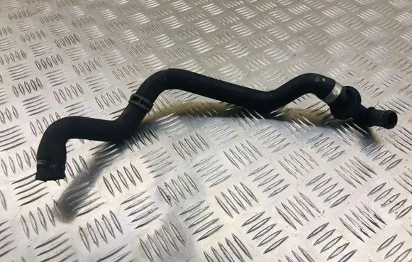 Mercedes-Benz E W211 Engine coolant pipe/hose A2118302796