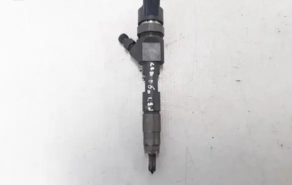 Renault Scenic II - Grand scenic II Fuel injector 8200389369