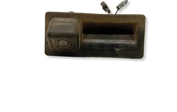 Volkswagen PASSAT B6 Tailgate handle with camera 5N0827566D