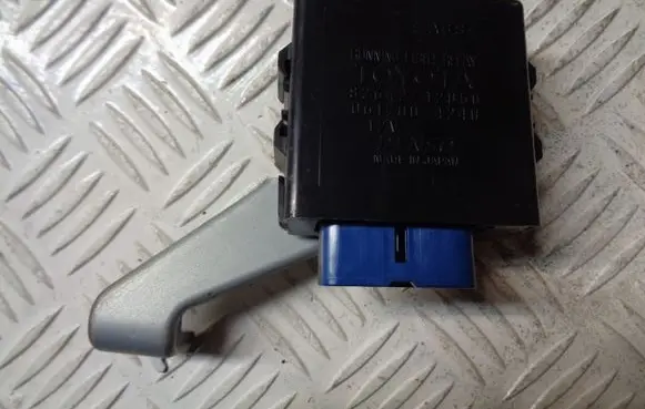Toyota Yaris Other control units/modules 8264212050