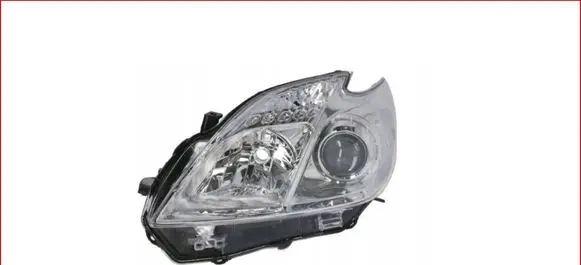 Toyota Prius (XW30) Headlight/headlamp 