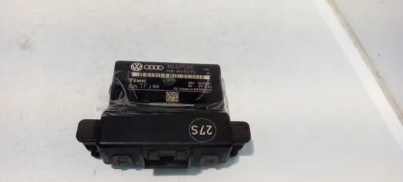 Volkswagen Golf V Gateway control module 1K0907530E 1K0907951