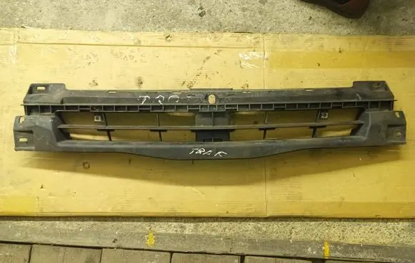 Renault Trafic II (X83) Front bumper mounting bracket 93856003