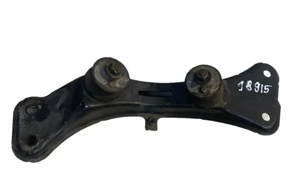 BMW 5 E34 Gearbox mounting bracket