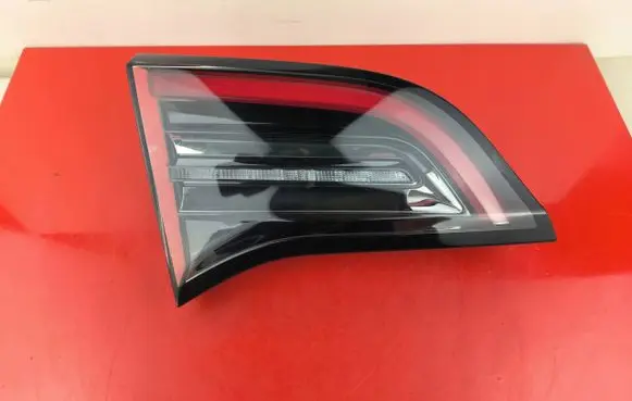Tesla Model Y Tailgate rear/tail lights 1502088 150208800B