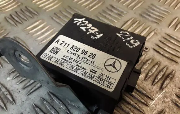 Mercedes-Benz E W211 Alarm control unit/module A2118209626 2118209626