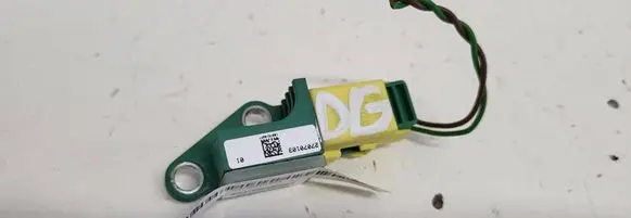 Volkswagen PASSAT B6 Airbag deployment crash/impact sensor 27070103 18972106FT 0231WSE6YV4H