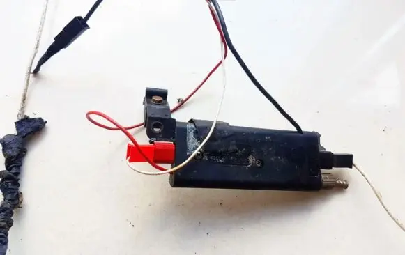 Audi 80 90 B3 Antenna control unit 893035225A
