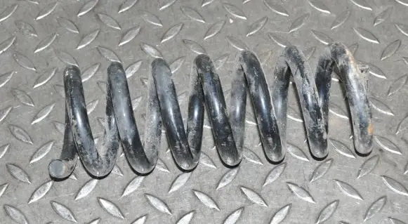 Mercedes-Benz E C207 W207 Rear coil spring